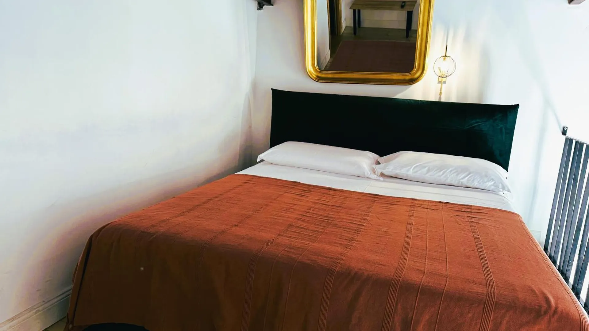 Profumo Storico Hotel Naples Guest house